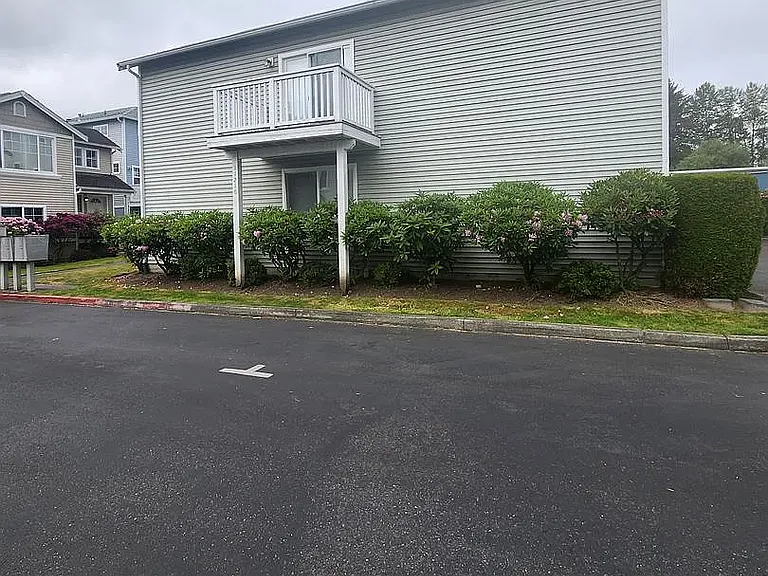 11216 3rd Ave E — Photo 16