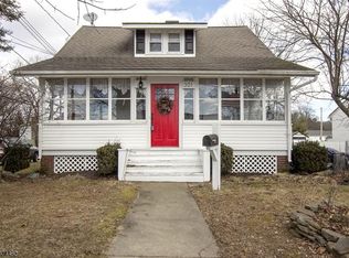 301 Franklin St, Hackettstown, NJ 07840