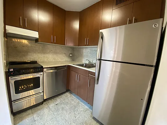 Rented by AZ REALTY NYC LLC | media 5