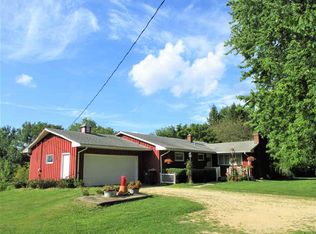 10641 Cemetery Rd, Pecatonica, IL 61063