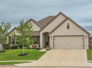 12008 Hathaway Dr, Fort Worth, TX 76108