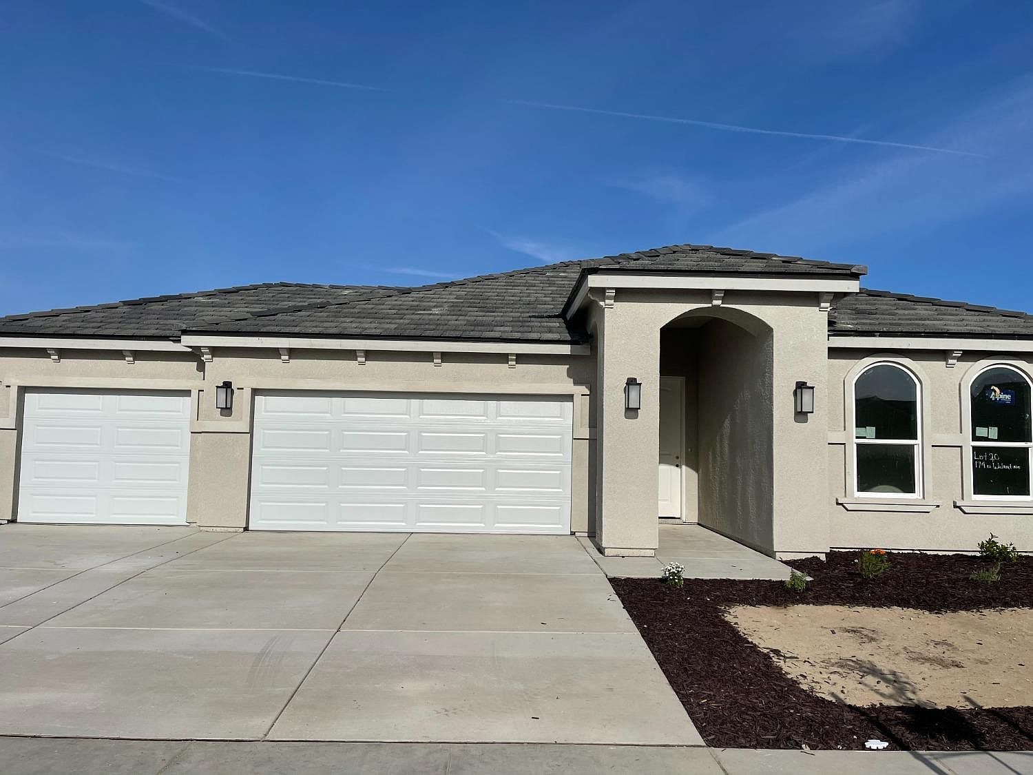 174 N Walnut Ave, Kerman, CA 93630 Zillow