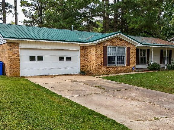 2nd image of 1705 Colonial Rd