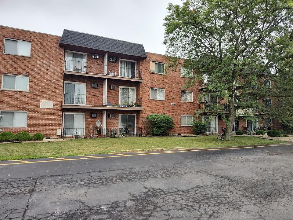 1st image of 11245 S Harlem Ave APT A8