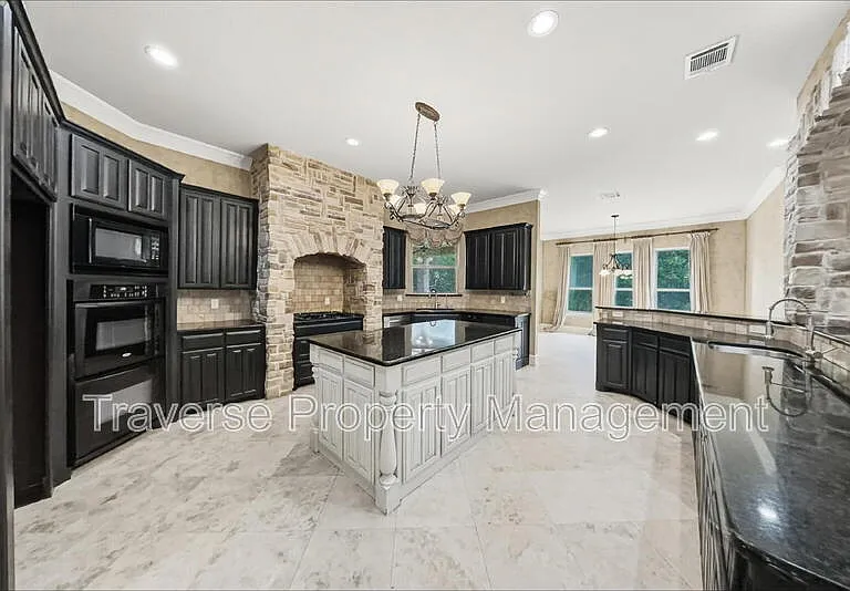 129 Acorn Ln — Photo 9