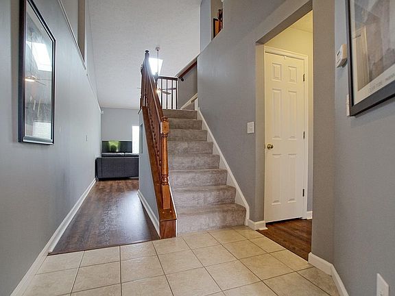 3rd image of 4325 Towneside Ct