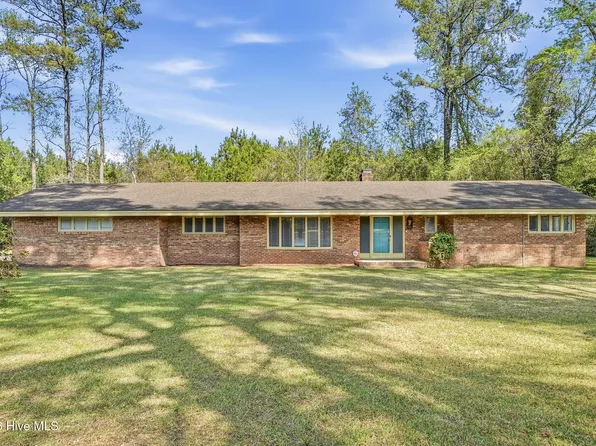 4009 Cedar Creek Road, Fayetteville, NC 28312