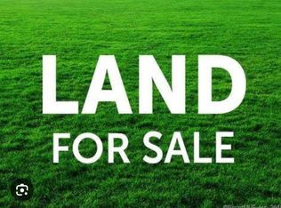 860 Briarwood Avenue, Bridgeport, CT 06604