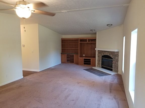 5th image of 8110 E Desoto St