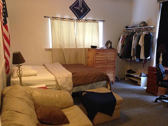 3rd image of 319 North St APT 1