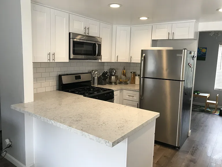 1619 Manzana Way — Photo 3
