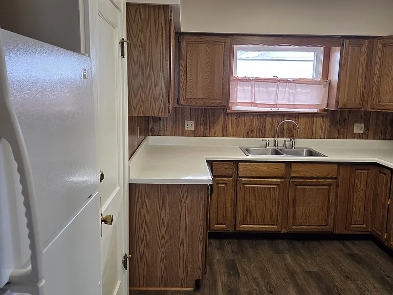 2834 Winsted Dr #UP — Photo 8