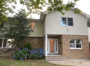 792 Maple Pl, West Hempstead, NY 11552