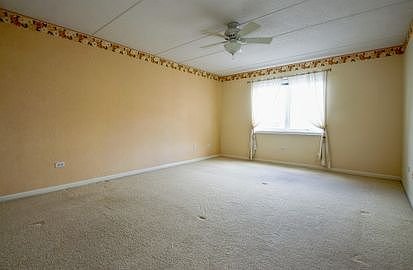 5th image of 6801 N Milwaukee Ave APT 409