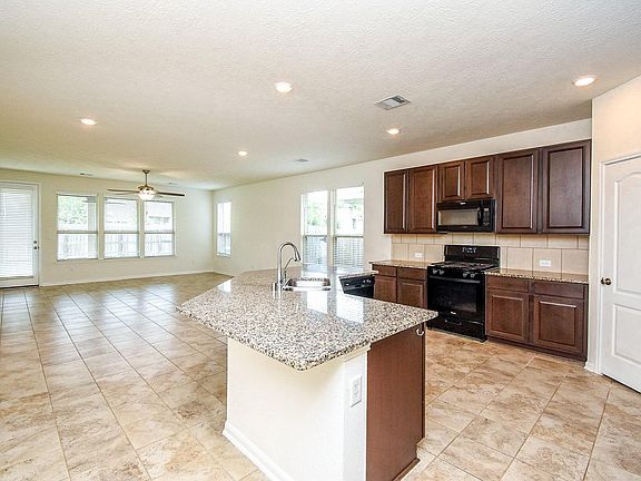 5th image of 22246 Wave Hill Ln