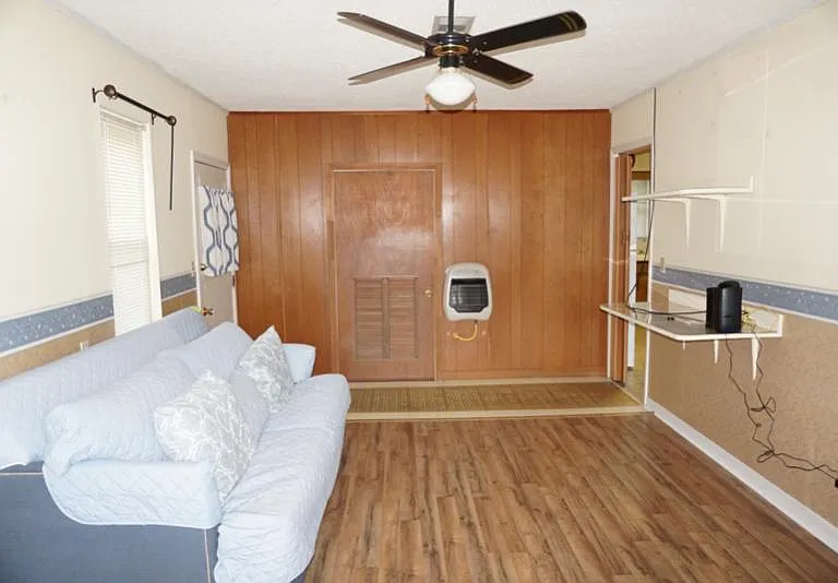 2802 Auburn St — Photo 21