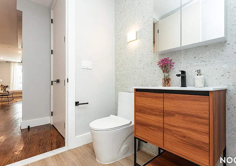 31-61 Vernon Blvd #6P — Photo 13