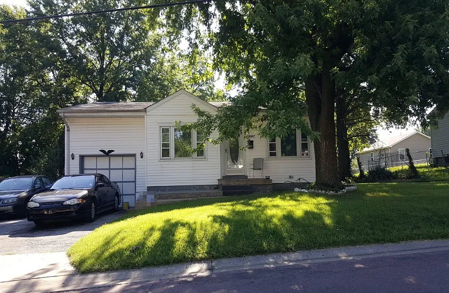 6044 Jackson Ave photo 1