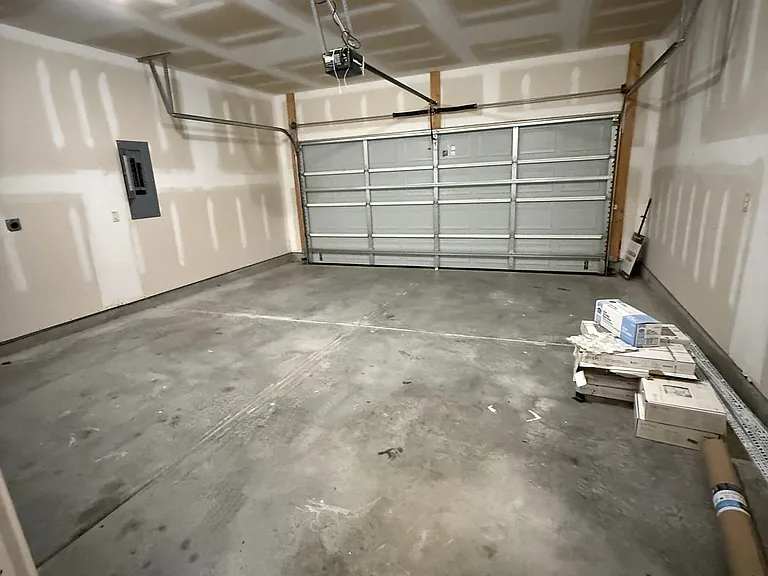 222 Skyway Dr — Photo 23