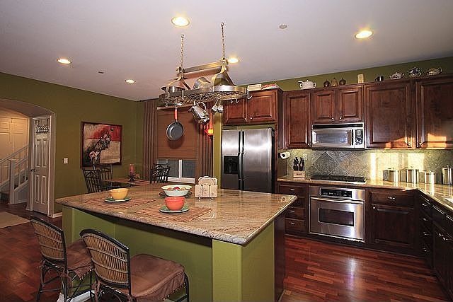 2nd image of 5166 Acorn Dr