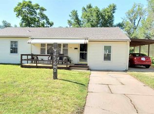 1009 College Ln, Hutchinson, KS 67501