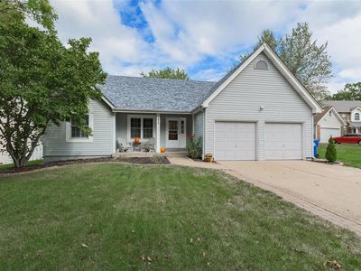 374 Oak Park Village Dr, Grover, MO, 63040