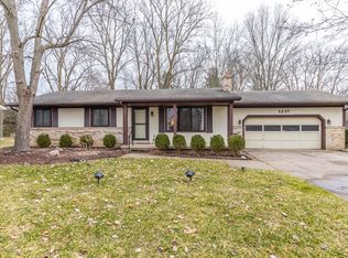 1237 Sandhill Dr, Dewitt, MI 48820