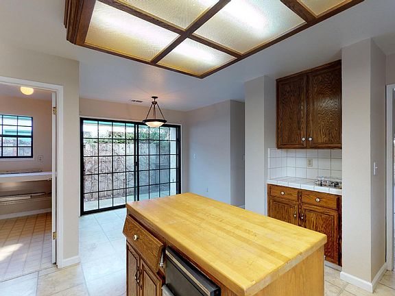 4th image of 835 Villa Vista Ct