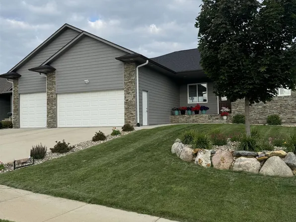 1013 N Danielle Dr, Sioux Falls, SD 57103