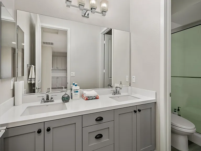 81 Alienta Ln — Photo 12
