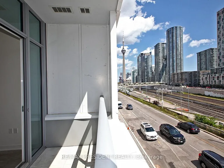 27 Bathurst St #404W — Photo 21