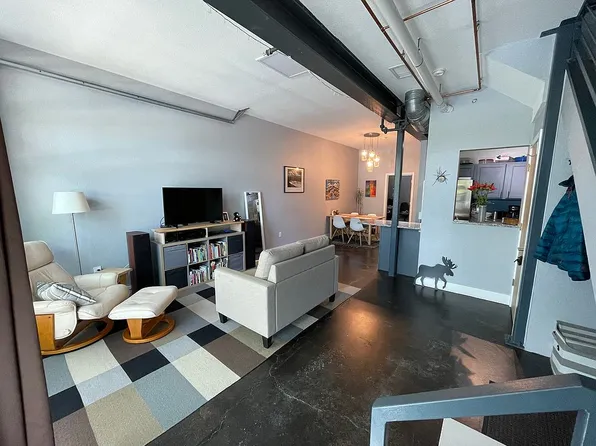 1421 N Oneida St Unit 1, Denver, CO 80220