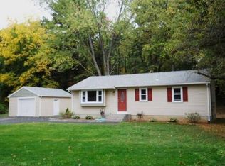 134 Metacomet St, Belchertown, MA 01007