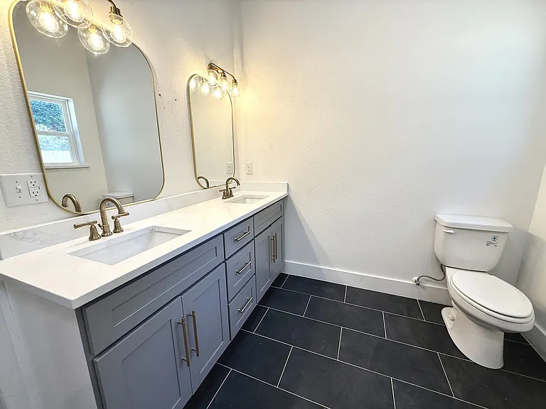 921 S Franklin Dr — Photo 19