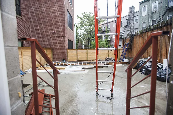 Rented by Nooklyn NYC LLC | media 30