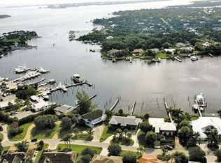 4165 SE Centerboard Ln, Stuart, FL 34997