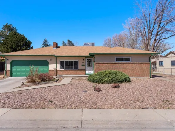 44 Douglas Ln, Pueblo, CO 81001