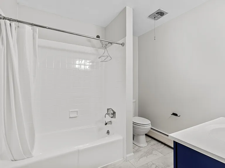 50 E Hill Rd #3L — Photo 12
