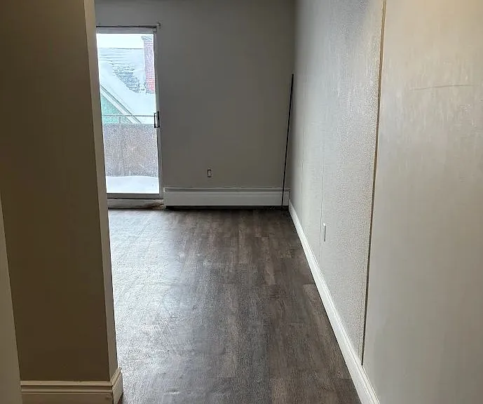 52 Hiawatha St #301 — Photo 16