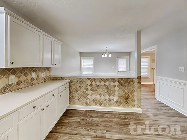 7633 Lady Liberty Ln — Photo 5