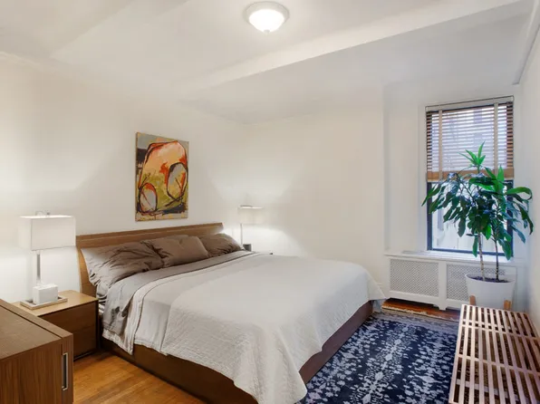 305 West 86th Street image 4 of 14