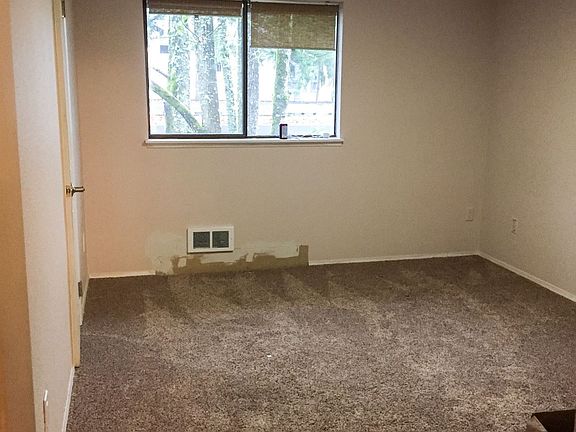 3rd image of 4163 145th Ave NE
