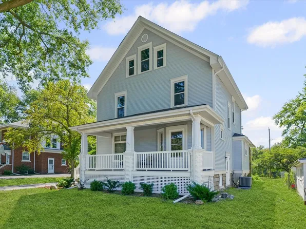 462 E Summer St, Paxton, IL 60957