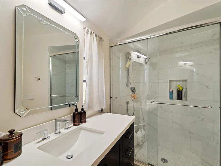 5040 Gould Ave — Photo 23