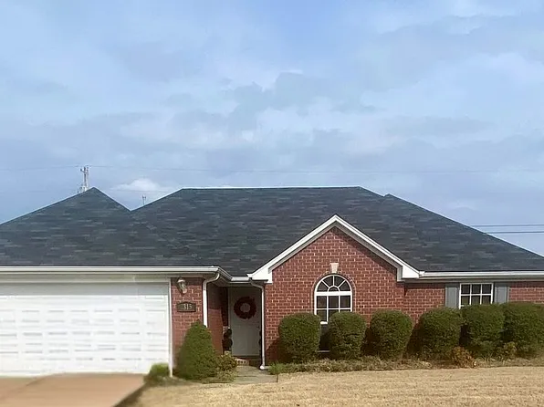 2315 Camden Cv W, Muscle Shoals, AL 35661