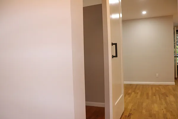 Rented by REMAX Elite | media 16