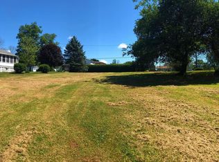 Briarwood Dr, Shavertown, PA 18708