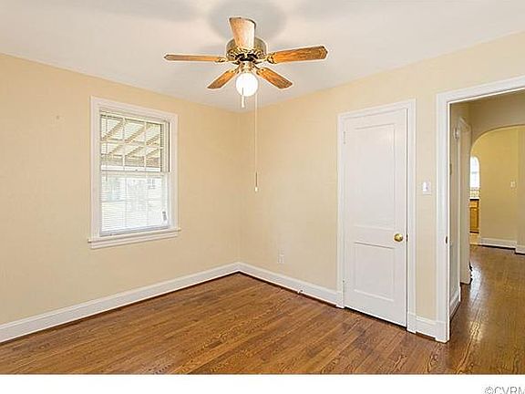 2nd image of 2709 Dellrose Ave