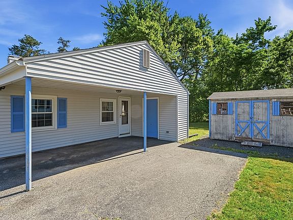 4th image of 291 Old Farm Rd