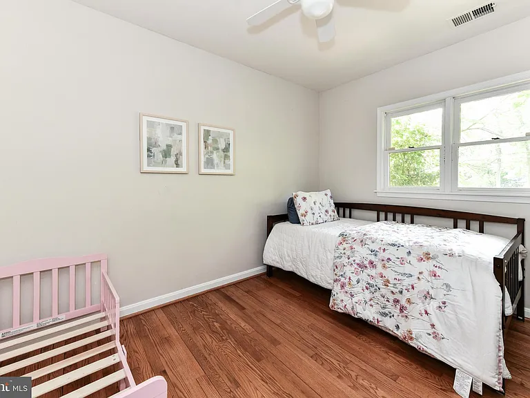 14 Oak Ln — Photo 26